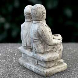 Concrete Friends Sculpture Stone Friendship Statue Cement Garden Figurine Outdoor Companionship Decoration Handmade Ornament Emotional Gift - thumbnail 4