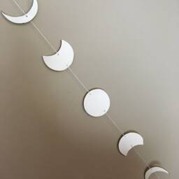 Moon Hanging - thumbnail 2