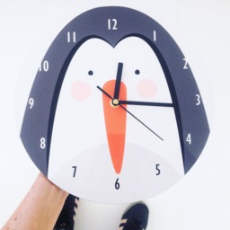 Pinguin Wall Clock , Kids Room Decor, Wall Art, Animal-Face-Clock, Black & White Nursery - thumbnail 2
