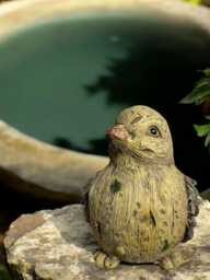 Resin Wood Effect Bird Garden Ornament Sculpture Outdoor Decoration - thumbnail 1