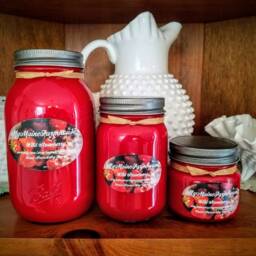 Wild Strawberry Soy Candle Maine Farmhouse Scent - thumbnail 2