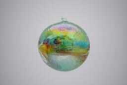 E00-62 Handblown Iridescent Ornament Green