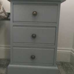 Bedside Cabinet 3 Drawers - Edwardian Style - thumbnail 4