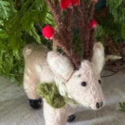 Felt Christmas Decoration, Reindeer Ornament, Home Accent - thumbnail 3