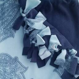 Western No Sew Tied Blanket, Southern Farmhouse Decoration, Blue & Navy Floral Throw, Flower Fleece Knotted Baby Soft Dog Bedding - thumbnail 4