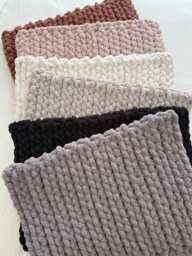 Chunky Chenille Hand Knit Bath Mat - thumbnail 1