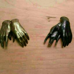 Small Bronze Hands With Bronze Screw Eyes, 2 - thumbnail 4