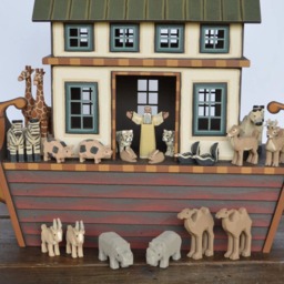 Wood Noah's Ark & Hand Carved Animals - thumbnail 4