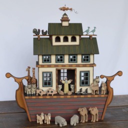 Wood Noah's Ark & Hand Carved Animals - thumbnail 2