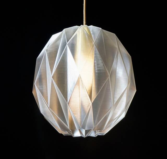 Origami Lily Pendant Light Clear Ceiling Lighting - image 1