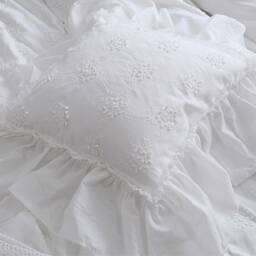 Embroidered Floral Cotton Pillow Cover Farmhouse Cushion Cover With Lace Ruffle - thumbnail 1