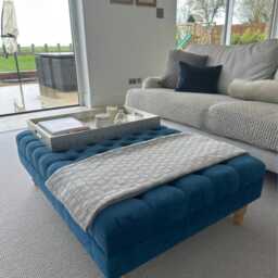 Chesterfield Footstool Handmade Coffee Table Deep Buttons Extra Large Footrest Window Seat - thumbnail 3