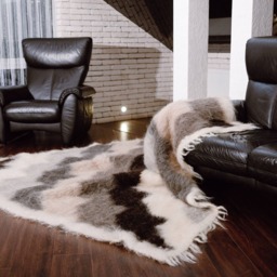 Handmade Rug Made Of 100% Sheep Wool in Neutral Colors - thumbnail 2