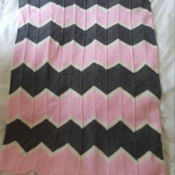 Hand Knitted Baby Blanket - thumbnail 3