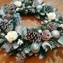 Christmas Door Wreath, White, Silver, Iceblue Door Decor, Winter Decoration, Home Decoration, Holiday Decor - thumbnail 2