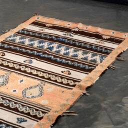Large Moroccan Wool Rug 4x9 Ft, Berber Glaoui Kilim, High Atlas Tribal - thumbnail 3