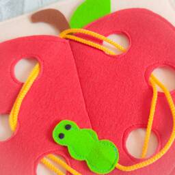 Felt Apple Lacing Toy Montessori Quiet Book Page - thumbnail 4