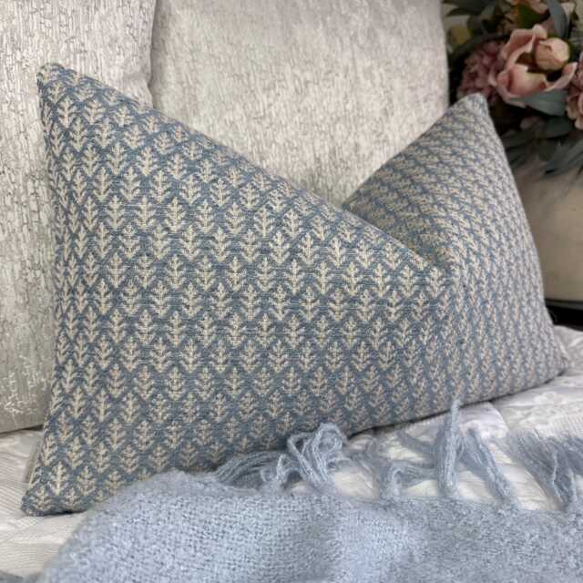 Elm Leaf Lumbar Cushion Cover 12x20 - image 1