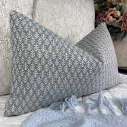 Elm Leaf Lumbar Cushion Cover 12x20 - thumbnail 4