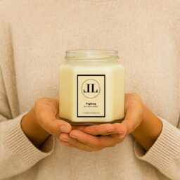 Raspberry Designer Scented Candles, Fruity Soy Wax Vegan Candle - thumbnail 2
