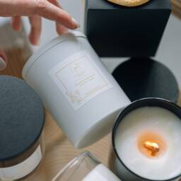 Coconut Wax Candle With Essential Oils - Harmony & Balance - thumbnail 3