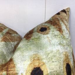 Handwoven Silk Ikat Pillow Cover 20x20, Modern Home Decor - thumbnail 2