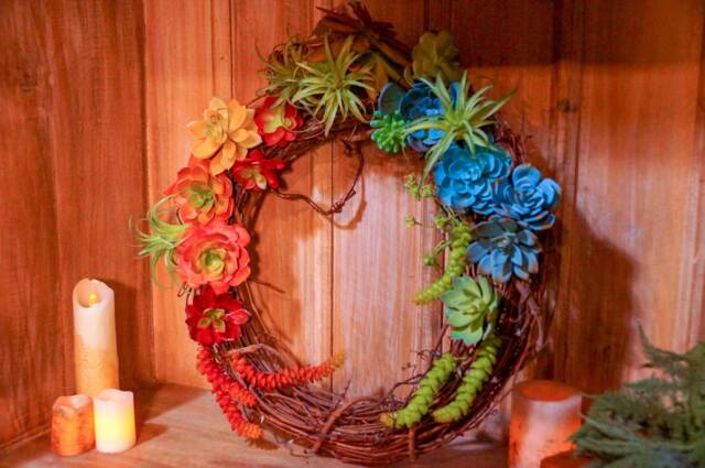 Lg. Faux Air Plant & Succulent Wreath with Fairy Lights - image 1