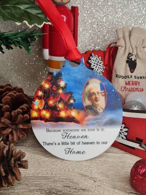 Personalised Christmas Memory Bauble - Picture Of Your Loved One Remember Memorial Xmas Gift Present Tree Decoration Decor - image 1