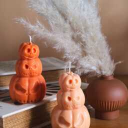 Spooky Pumpkin Tower - Soy Wax Candle Halloween Decor Handmade Autumn Gift - thumbnail 2