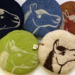 Handfelted Seat Cushion With A Horse For Chairs, Benches, Floors - thumbnail 2
