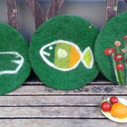 Handfelted Seat Cushion With A Horse For Chairs, Benches, Floors - thumbnail 4