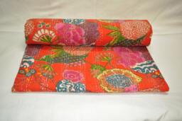 Vintage Kantha Quilt Gudri, Handmade Ethnic Stitch Decorative Gudri Floral Print King Size , Indian Bohemian Bedspread