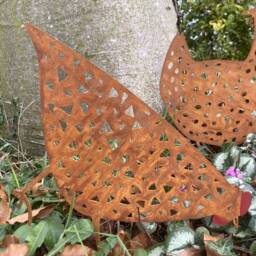 Set Of 3 Metal Rusty Chicken Hen Silhouette Garden Art Stakes/Spikes Ornament - thumbnail 3