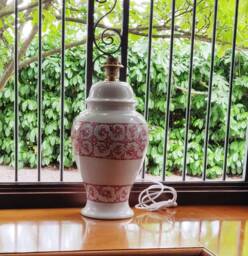 Graffiti & Painted Ceramic Table Lamp, Elegant Living Room Lighting, Classic Lamp in White Burgundy, Light For