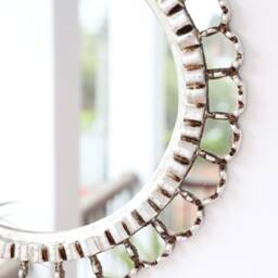 "Peruvian Mirrors ""Harmonious Silver Plus 45 cm" - thumbnail 3
