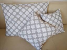 Floral Print Cotton Pillowcase, Four-Leaf Clover Design - thumbnail 1