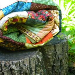 Handmade Queen Size Patchwork Quilt Earthtone Cotton Bedding - 93 X 93 - thumbnail 2