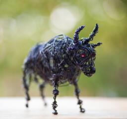 Bull Figurine, Taurus Gift, Stay Strong Wire Art, Statue, Sign, Zodiac Gift - thumbnail 1