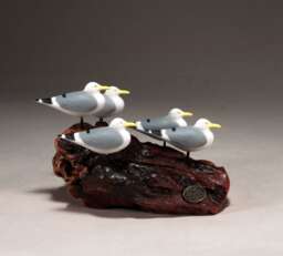 Seagull Figurine Decor Sculpture By John Perry Flock 6In Long Statue - thumbnail 1