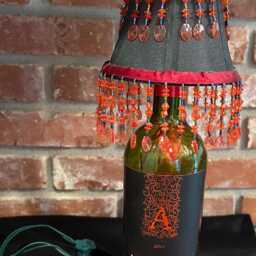 Apothic Red Valentine Lamp - thumbnail 3