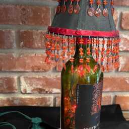 Apothic Red Valentine Lamp - thumbnail 2