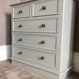 Chest Of Drawers - 2 Over 3 Victorian With Plinth Style - thumbnail 2