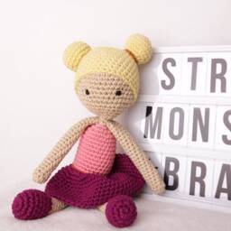 Crochet Playwatch Doll-Ballerina-Girl - thumbnail 2