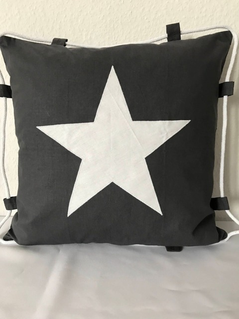 1X Country House Style Cushion Cover, Pillowcase, Decorative Pillow Star Dark Grey/White 50 X cm - image 1