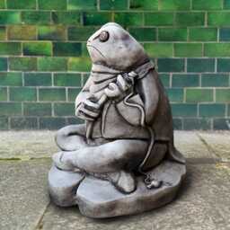 Elegant Concrete Frog Statue Stone Patio Figurine Handcrafted Garden Toad Decor Cement Amphibian Sculpture Outdoor Yard Ornament - thumbnail 3