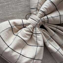 Supersized Bow Beige Check Decor, Farmhouse-style Neutral Nursery Wall Hanging, Padded Linen Ornament, Handmade UK - thumbnail 3