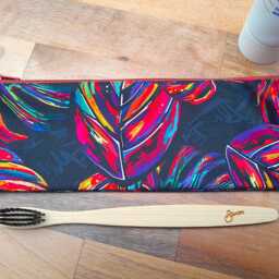 Waterproof Toothbrush Bag Reusable, Washable, Breathable Wet Bag For Manual & Electric Toothbrushes - thumbnail 2