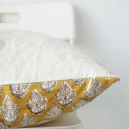"Block Print Pillow Cover Floral Batik, Boho Farmhouse Decor - 20"" X 20" - thumbnail 3