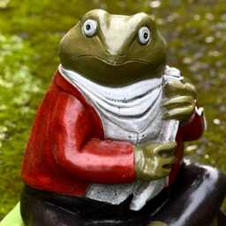 Stone Frog Figurine Concrete Animal Statue Outdoor Whimsical Sculpture Cement Pool Decoration Frog Lover Gift Garden & Home Ornament - thumbnail 2