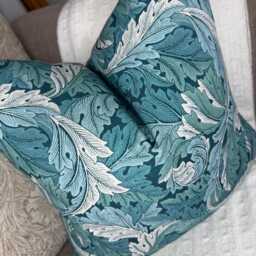 Clarke & Handmade Cushion Cover, Acanthus Leaf Teal Cushion Cover, Decorative Pillow Double Sided - thumbnail 4